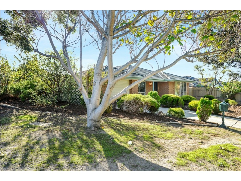 8 Zilm Court, Encounter Bay SA 5211
