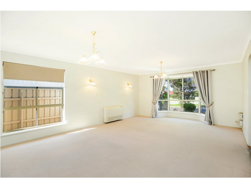 8 Zilm Court, Encounter Bay SA 5211