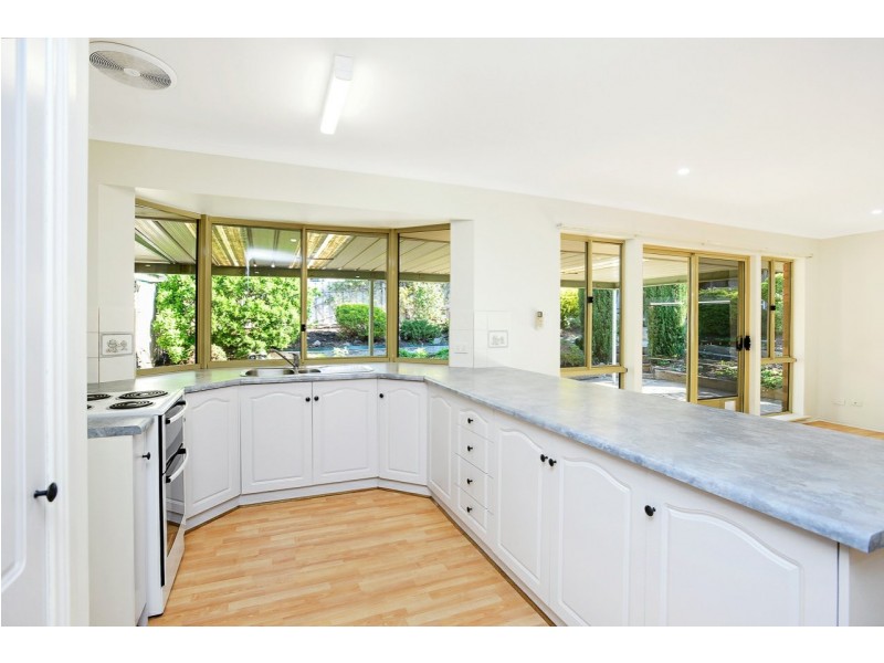 8 Zilm Court, Encounter Bay SA 5211