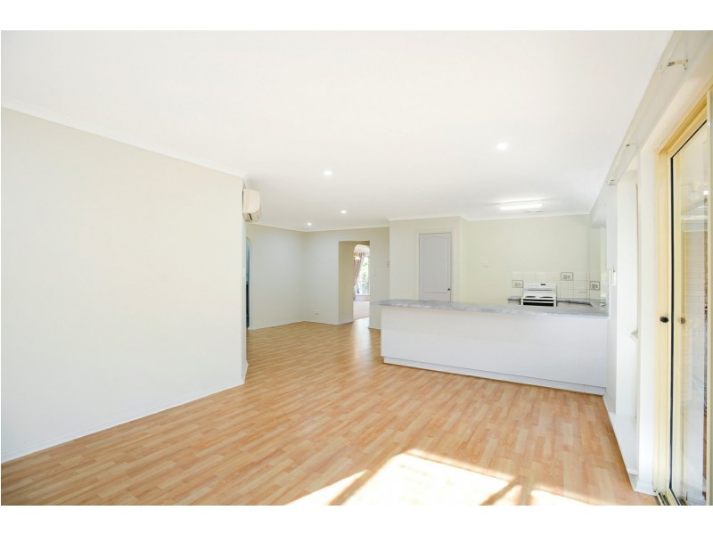 8 Zilm Court, Encounter Bay SA 5211
