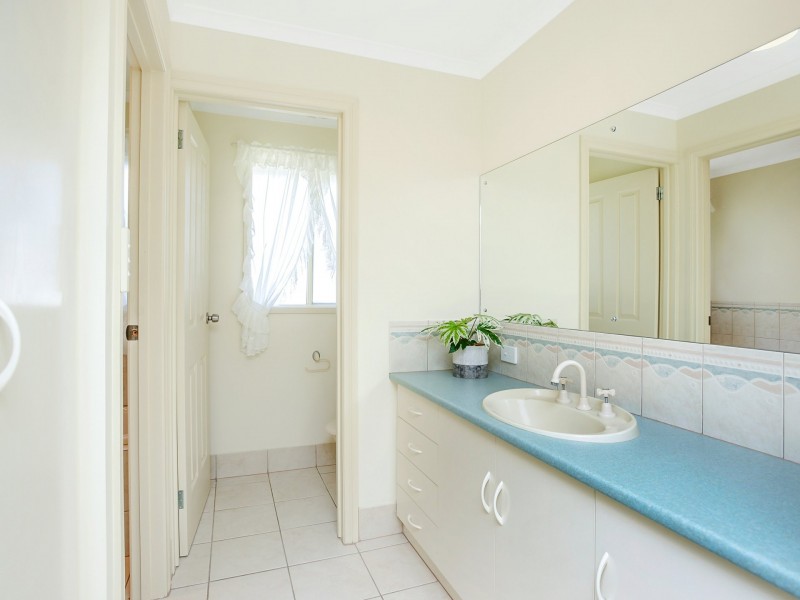 1 Dutton Street, Hayborough SA 5211