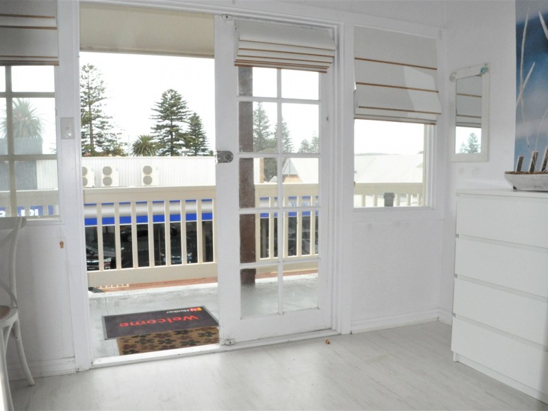 Unit 13/14-16 Crozier road, Victor Harbor SA 5211