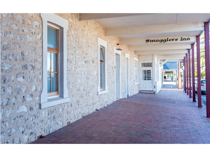 Unit 13/14-16 Crozier road, Victor Harbor SA 5211