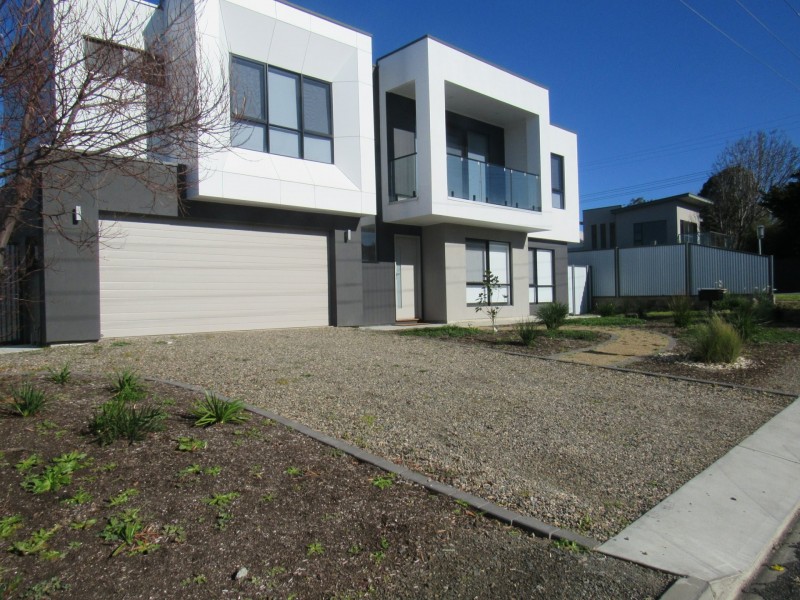 18 Breckan Avenue, Victor Harbor SA 5211