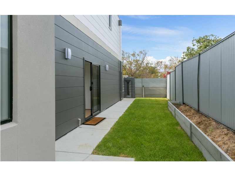 18 Breckan Avenue, Victor Harbor SA 5211