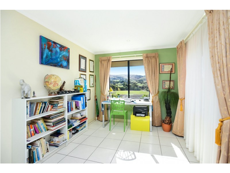 18 Springbett Drive,, Hayborough SA 5211