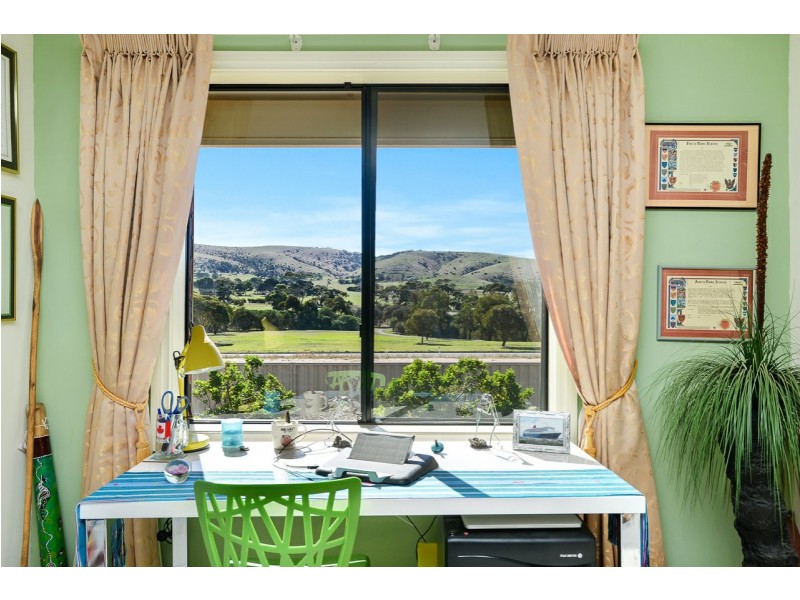 18 Springbett Drive,, Hayborough SA 5211