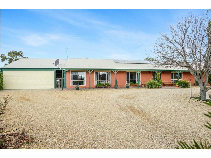 60 Panorama Drive, Hindmarsh Valley SA 5211