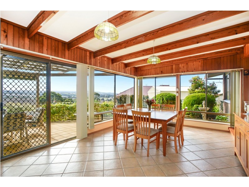 13 White Crescent, Encounter Bay SA 5211