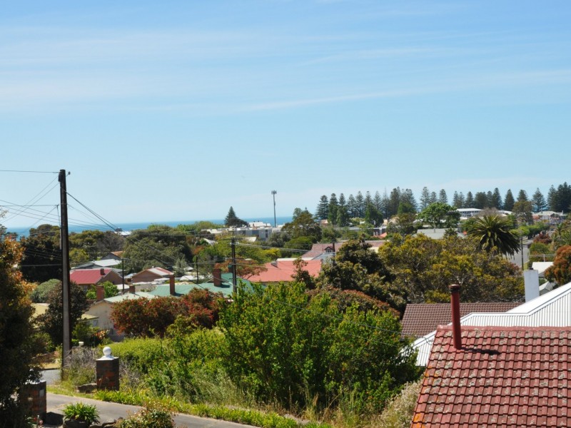 115 Crozier Road, Victor Harbor SA 5211