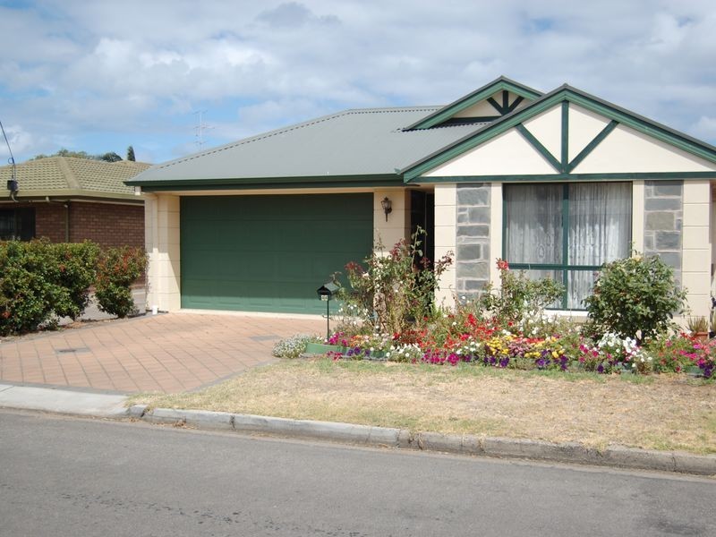 44 Newland Street, Victor Harbor SA 5211