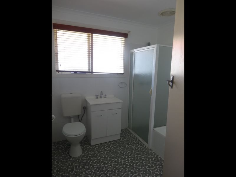 12 Swain Road, Victor Harbor SA 5211