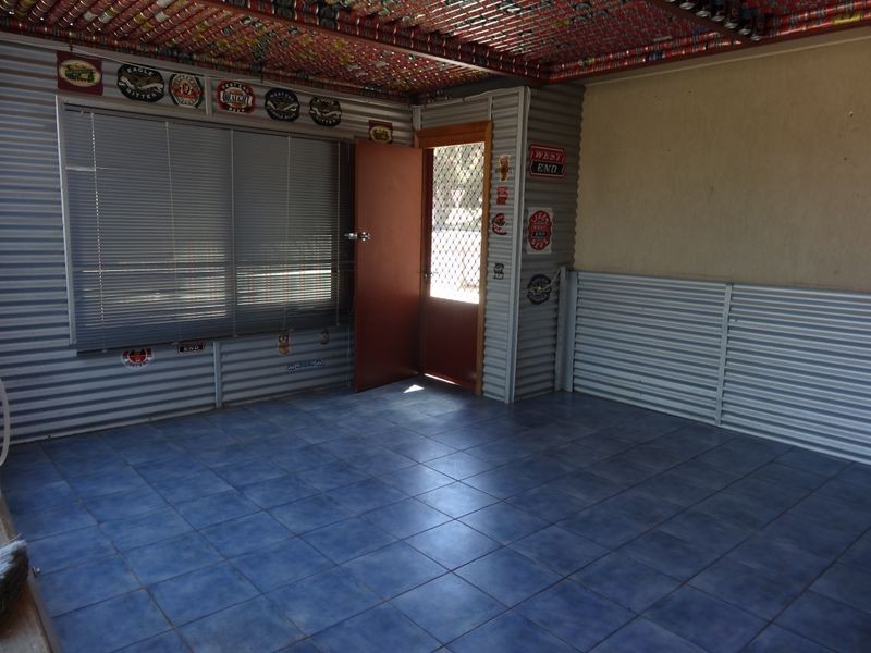 12 Swain Road, Victor Harbor SA 5211