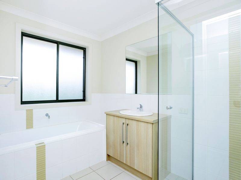 18 Shields Crescent, Encounter Bay SA 5211