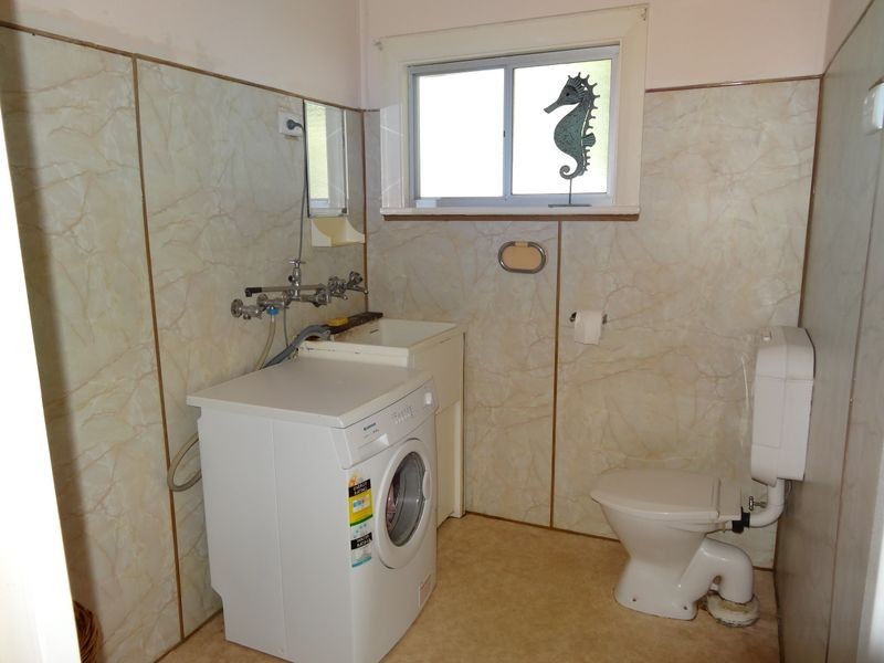 22 The Parkway, Victor Harbor SA 5211