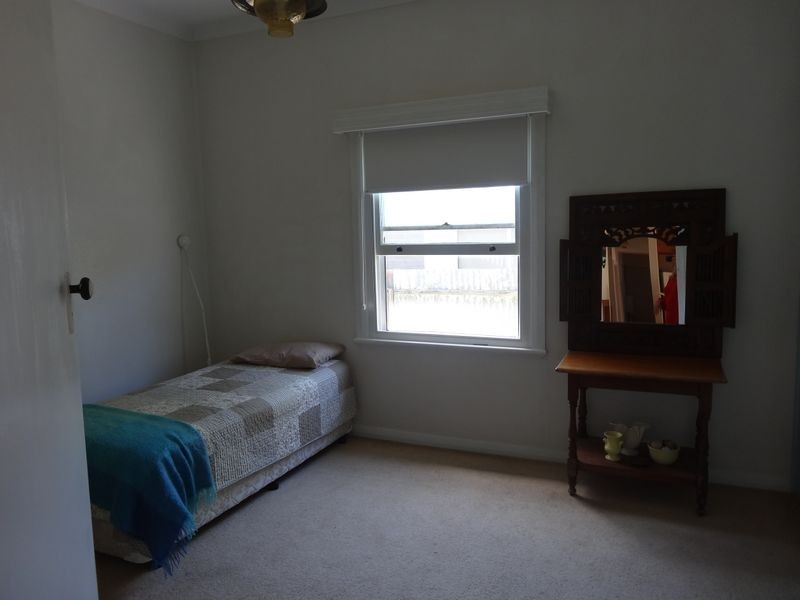 22 The Parkway, Victor Harbor SA 5211