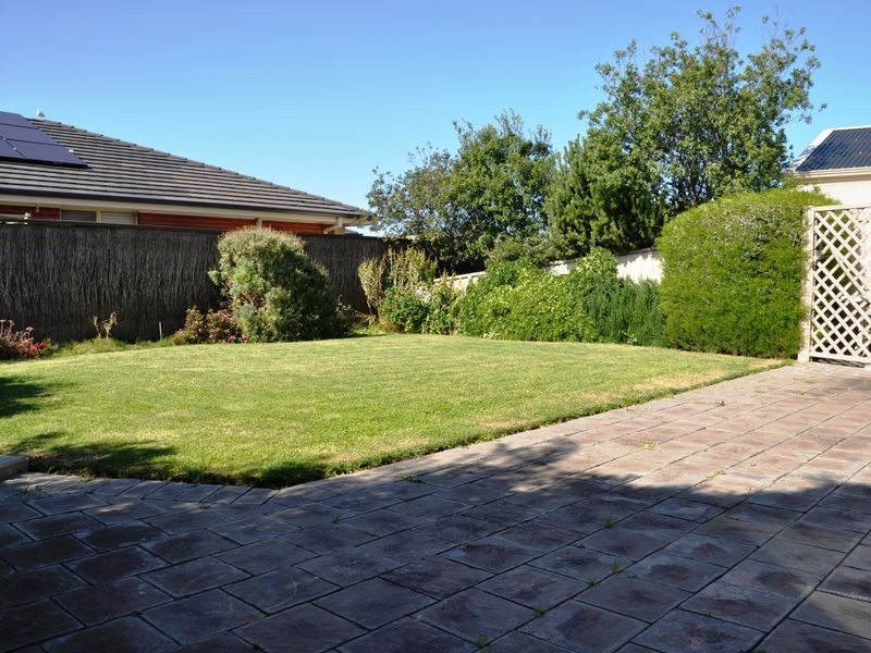 4 Windjammer Court, Encounter Bay SA 5211