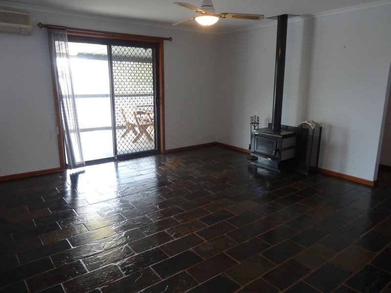 7 Gribble Court, Encounter Bay SA 5211