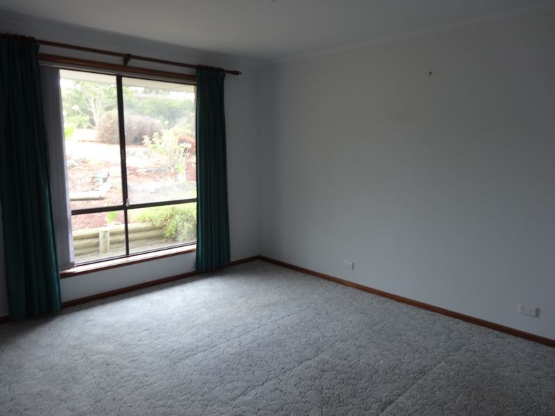 7 Gribble Court, Encounter Bay SA 5211