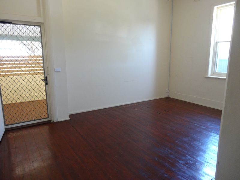 1/5 Railway Terrace, Victor Harbor SA 5211