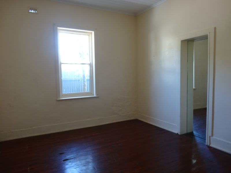 1/5 Railway Terrace, Victor Harbor SA 5211