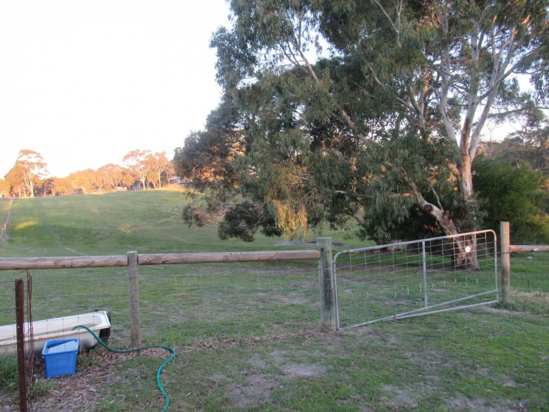 33 Water Reserve Road, Lower Inman Valley SA 5211