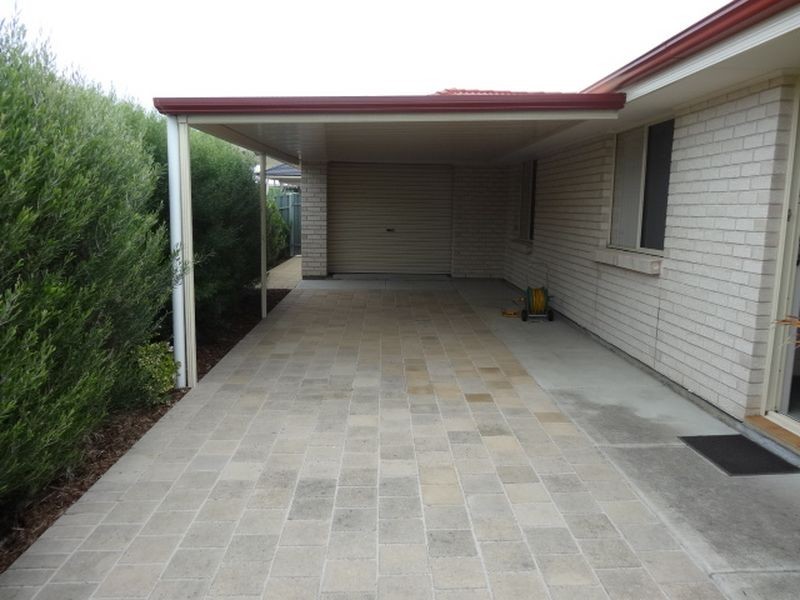 8 Tripp Street, Encounter Bay SA 5211