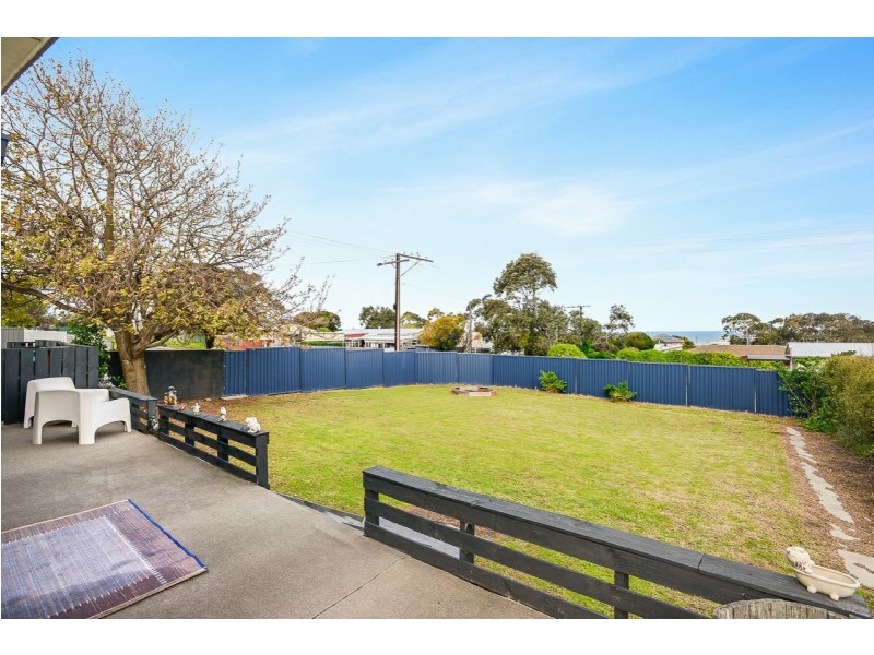 11 Adamson Street, Hayborough SA 5211