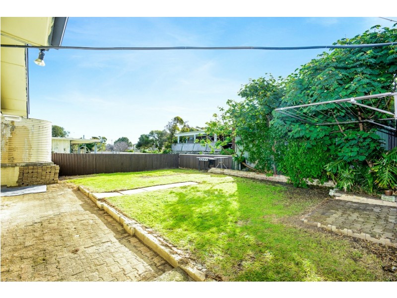 11 Adamson Street, Hayborough SA 5211