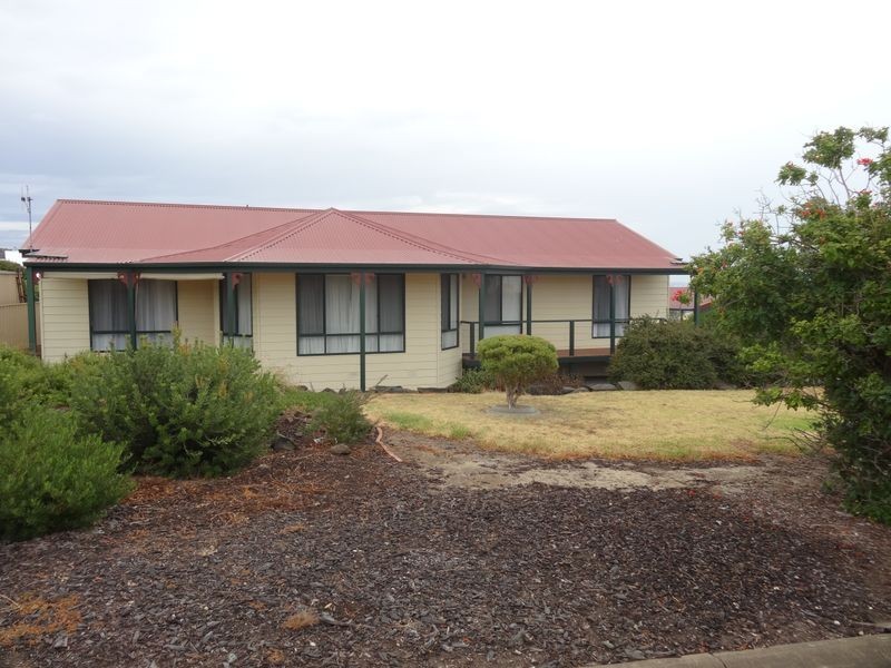 18 Mayflower Court, Encounter Bay SA 5211