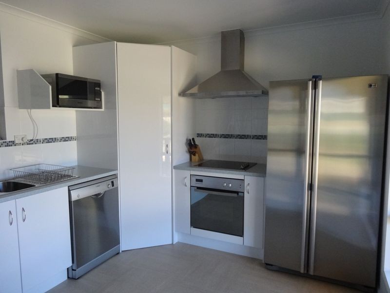 18 Mayflower Court, Encounter Bay SA 5211