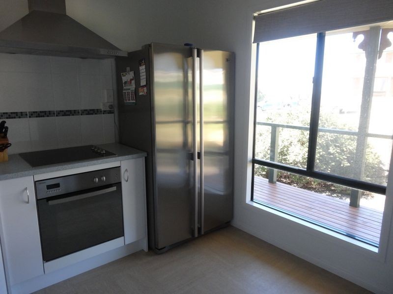 18 Mayflower Court, Encounter Bay SA 5211