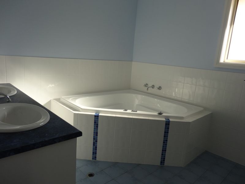 21 Norfolk Avenue, Victor Harbor SA 5211