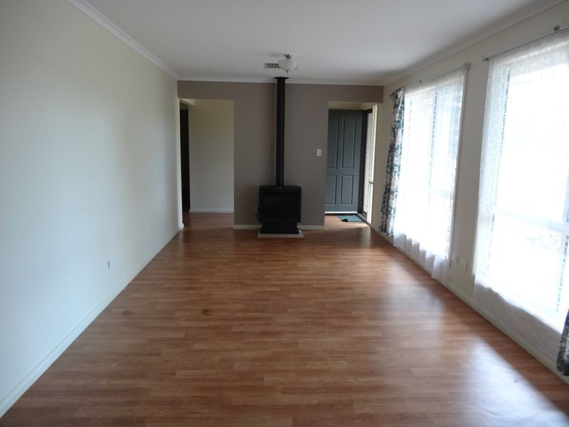 2 Acraman Street, Victor Harbor SA 5211