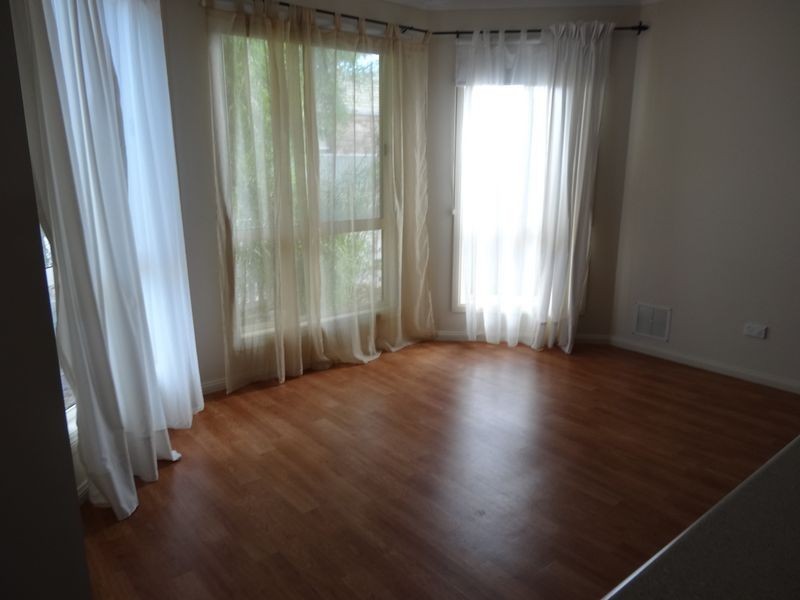 2 Acraman Street, Victor Harbor SA 5211