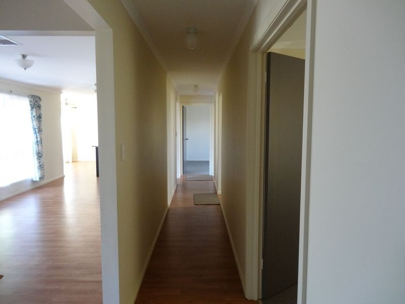 2 Acraman Street, Victor Harbor SA 5211