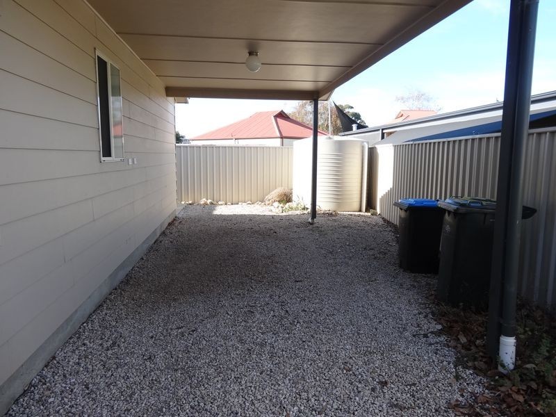 2 Acraman Street, Victor Harbor SA 5211