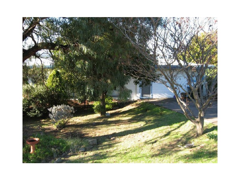 30 Clive Avenue, Encounter Bay SA 5211