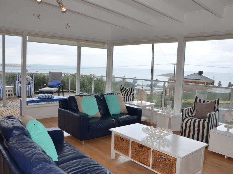 8 Wright Terrace, Encounter Bay SA 5211