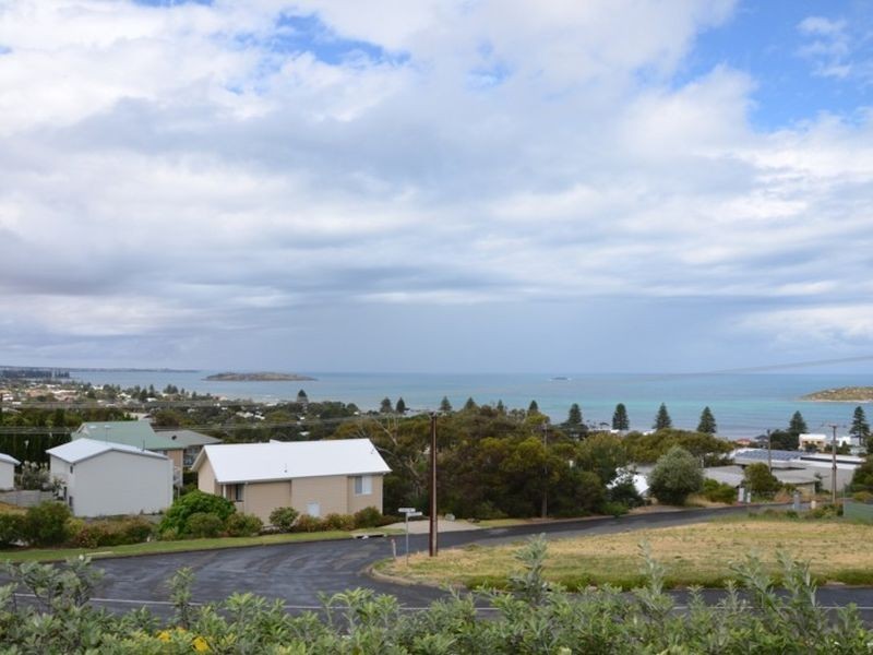 8 Wright Terrace, Encounter Bay SA 5211