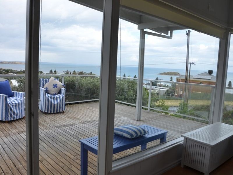 8 Wright Terrace, Encounter Bay SA 5211