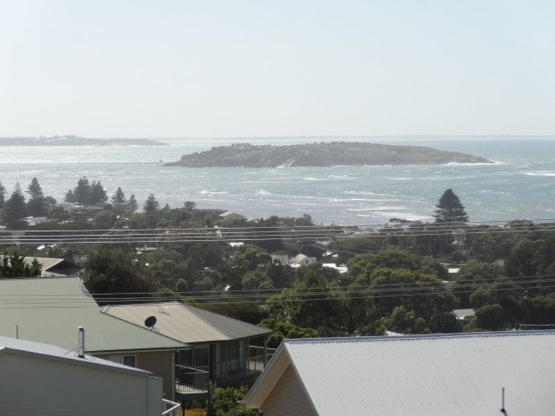 8 Wright Terrace, Encounter Bay SA 5211