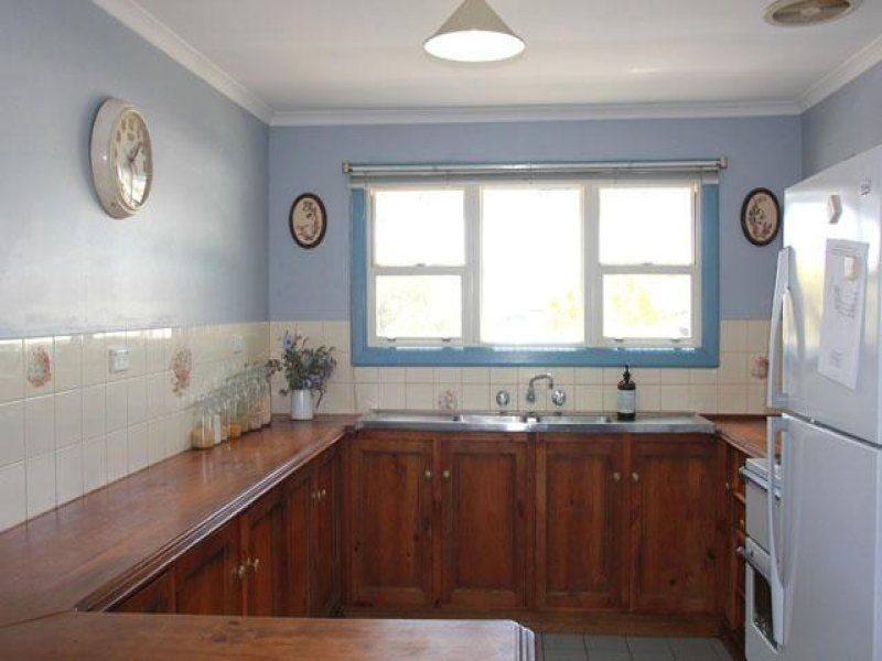 22 Barton Street, Port Elliot SA 5212