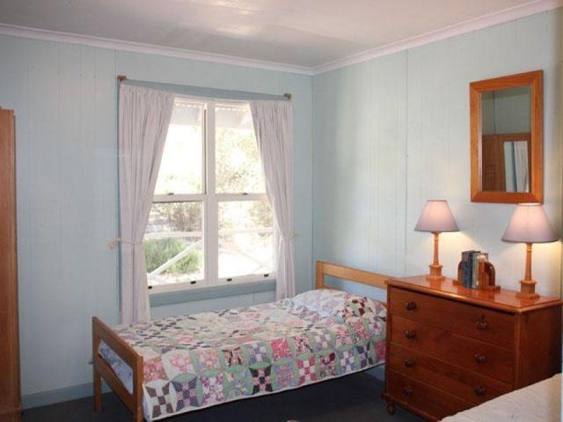 22 Barton Street, Port Elliot SA 5212