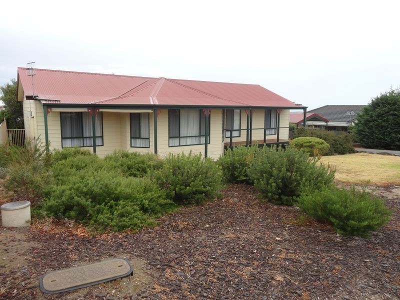 18 Mayflower Court, Encounter Bay SA 5211
