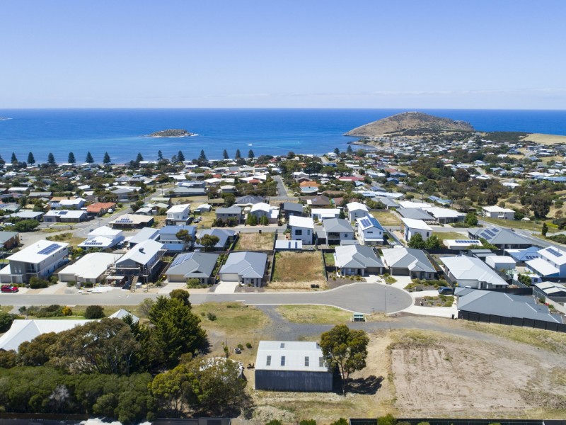 36 White Close, Encounter Bay SA 5211