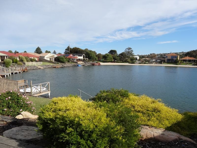 7 Islander Drive, Encounter Bay SA 5211