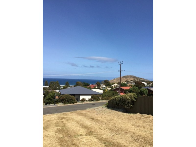 7 Kirby Street, Victor Harbor SA 5211