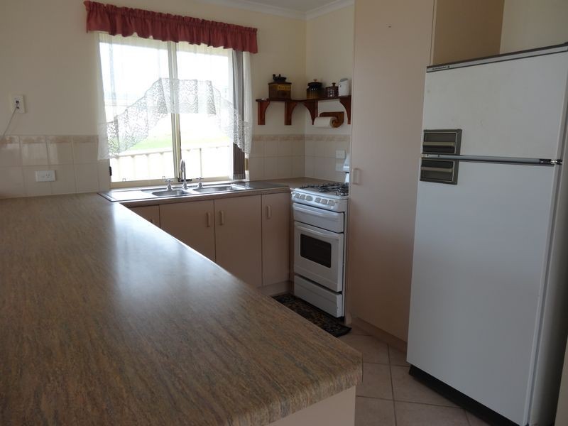 38 Stonehut Circuit, Encounter Bay SA 5211