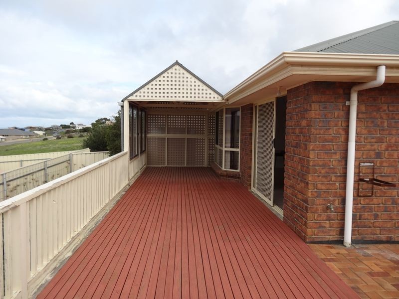 38 Stonehut Circuit, Encounter Bay SA 5211